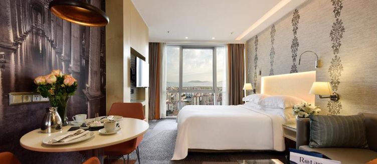 Фото отеля Tango Arjaan by Rotana - Istanbul