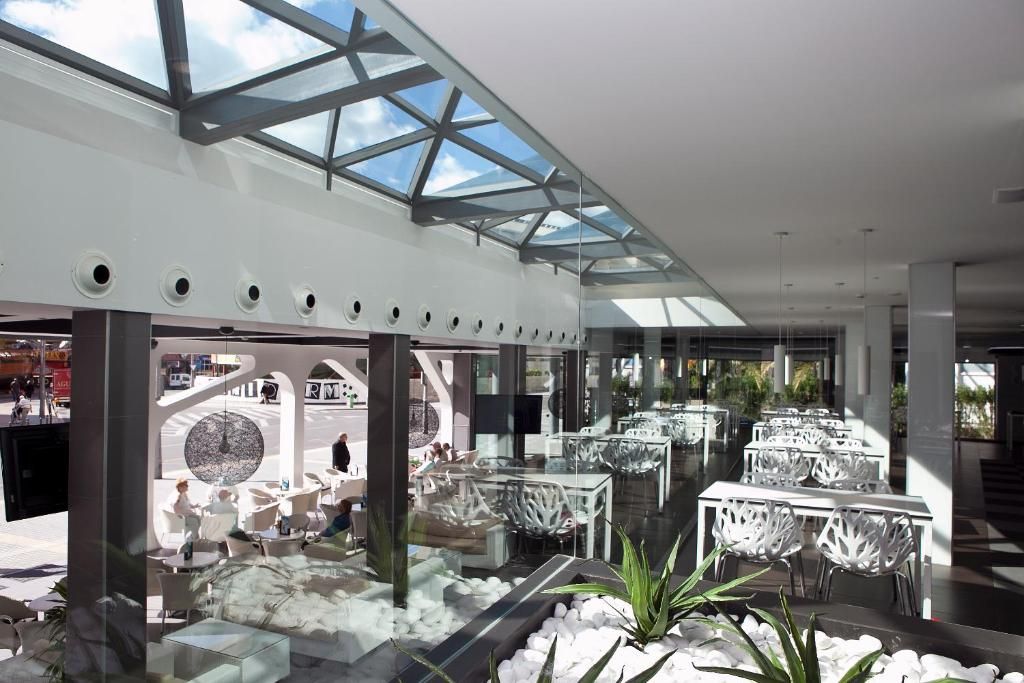Flash Hotel Benidorm - Adults Only фото 15