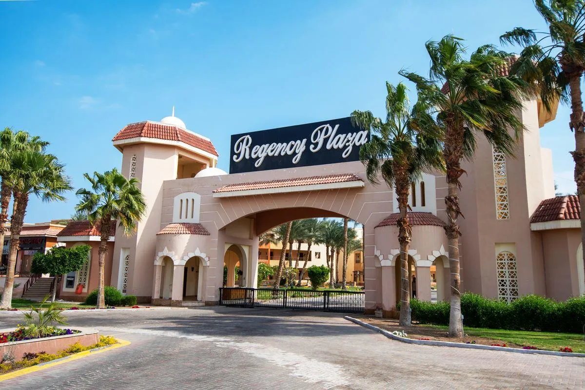 Regency Plaza Aqua Park & Spa Resort фото 2