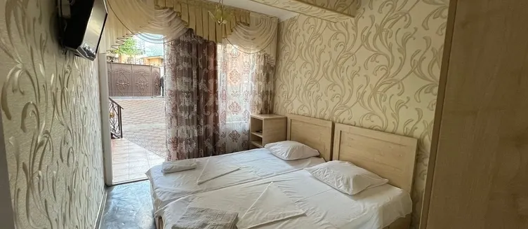 Фото отеля Гостевой дом «Азалия»