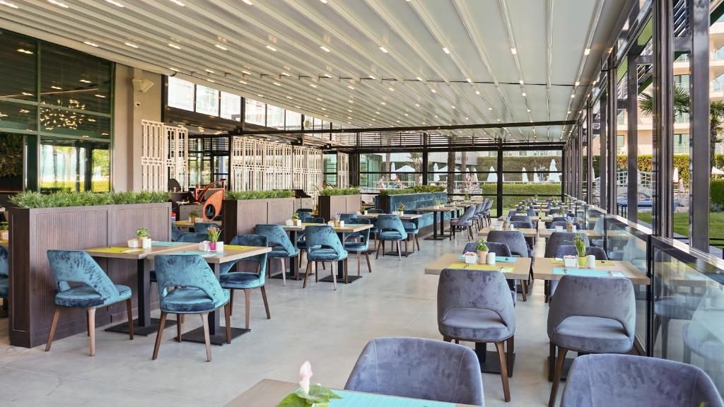 DIT Evrika Beach Club Hotel фото 27