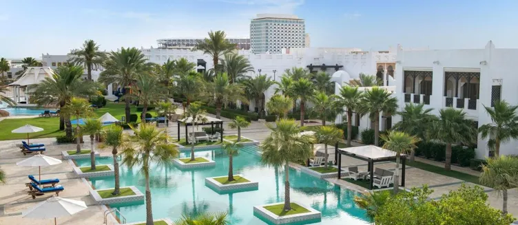 Фото отеля Sharq Village & Spa, a Ritz-Carlton Hotel