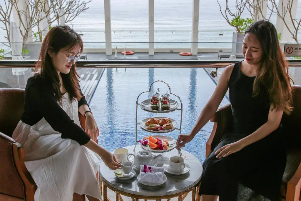 Paris Deli Danang Beach Hotel фото 9