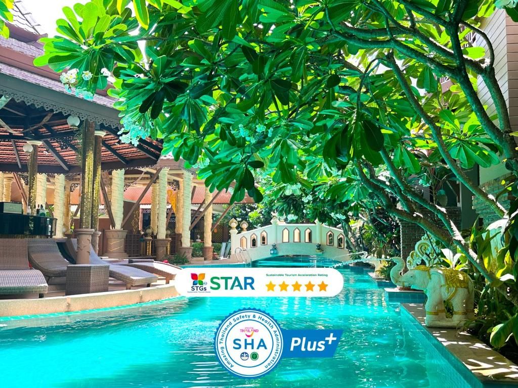 Quality Resort and Spa Patong Beach фото 64