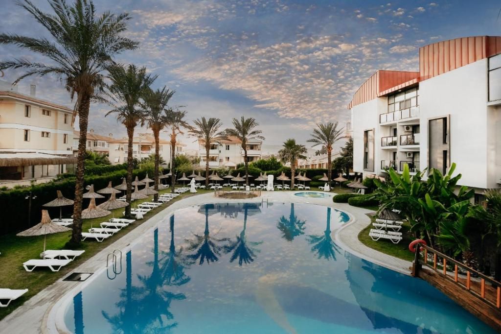 Piril Hotel Thermal & Beauty Spa фото 2