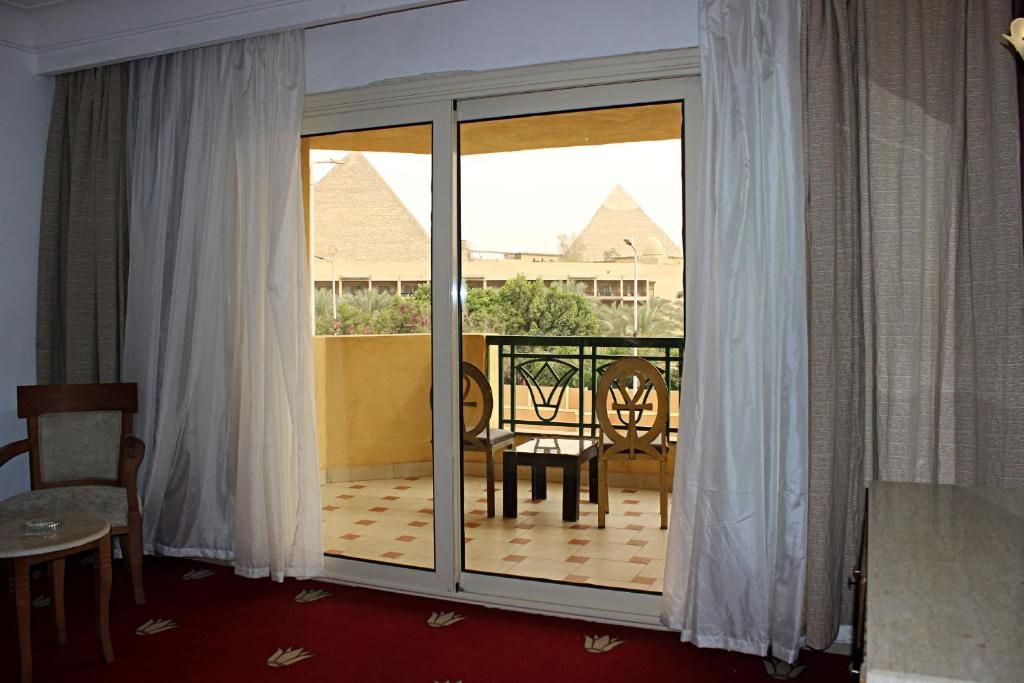 Regency Pyramids фото 40
