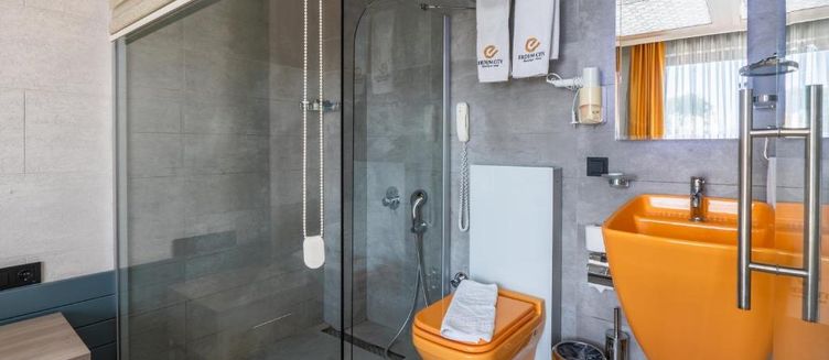 Фото отеля Erdem City Hotel
