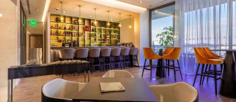 Фото отеля Radisson Blu Hotel, Larnaca