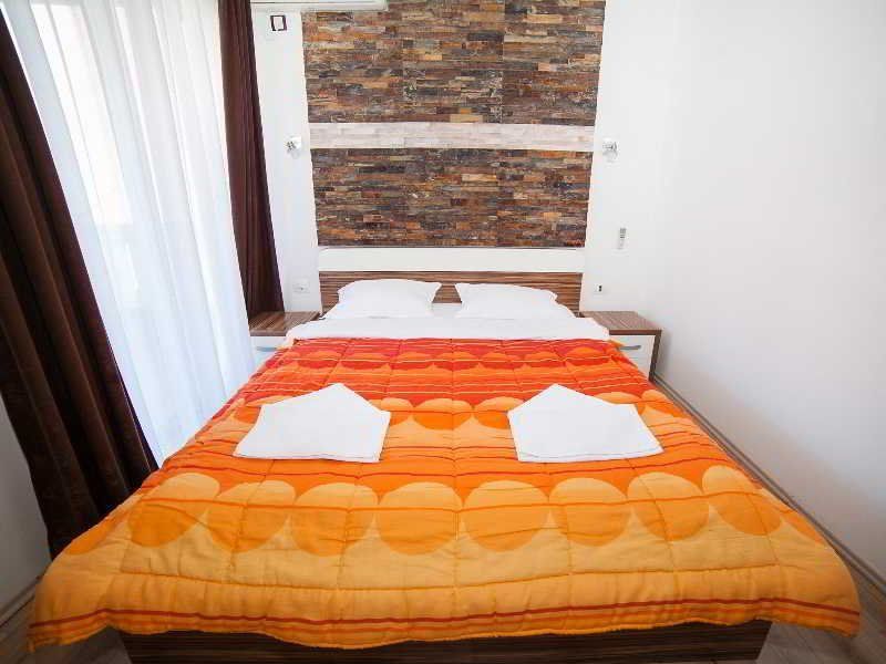 Dimic Ellite Accommodation фото 1