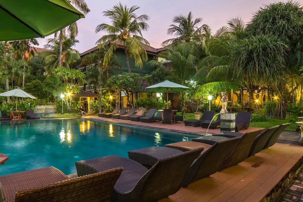 Bakung Beach Resort фото 6