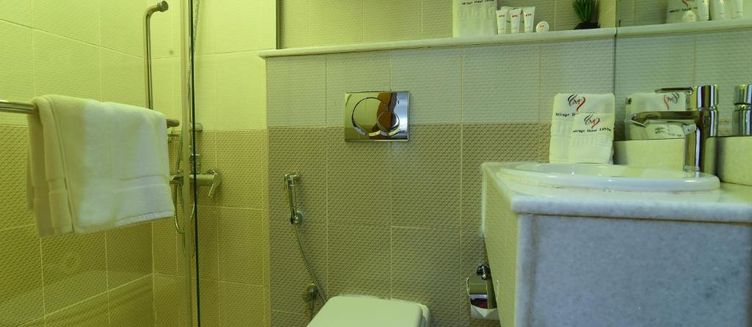 Фото отеля OYO 272 Mirage Hotel