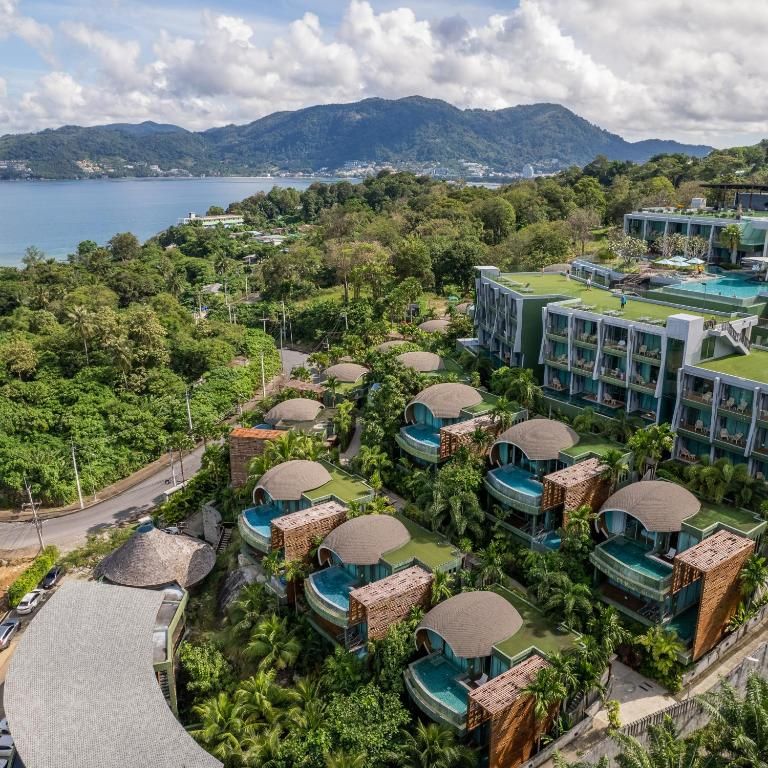 Crest Resort & Pool Villas фото 116