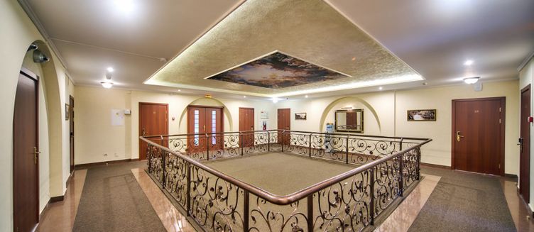 Фото отеля Atrium King's Way