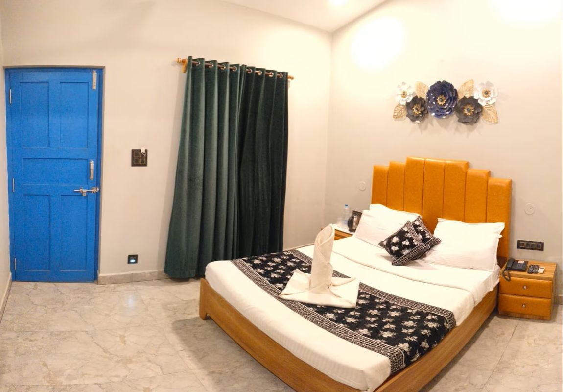 Seras Beach Side Hotel фото 2