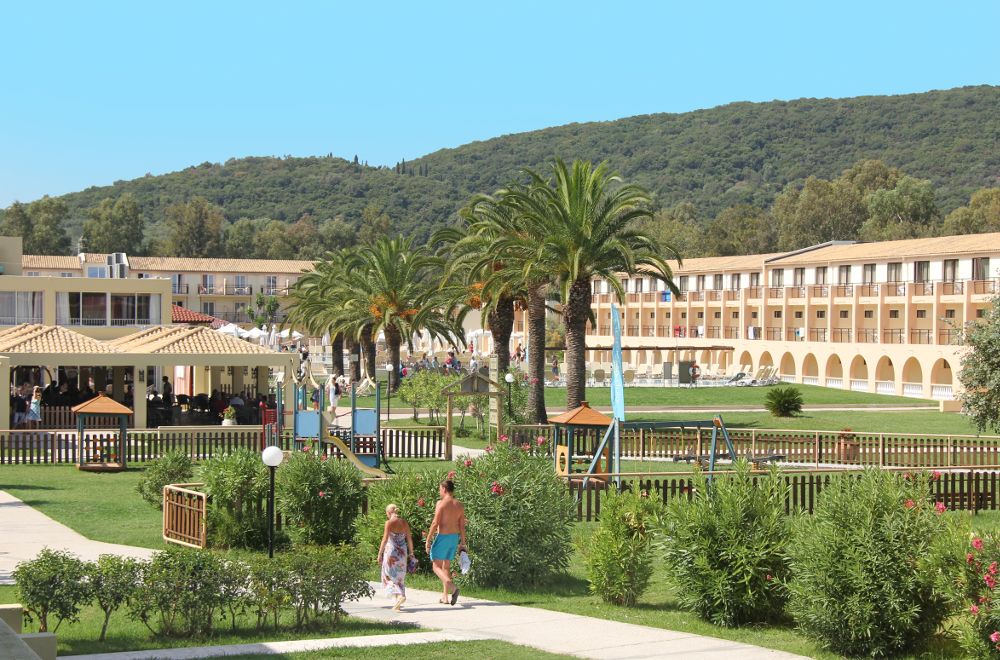 Messonghi Beach Hotel фото 28