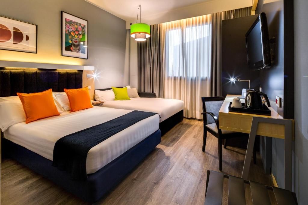 Hotel Holiday Inn Express Bologna Fiera фото 6