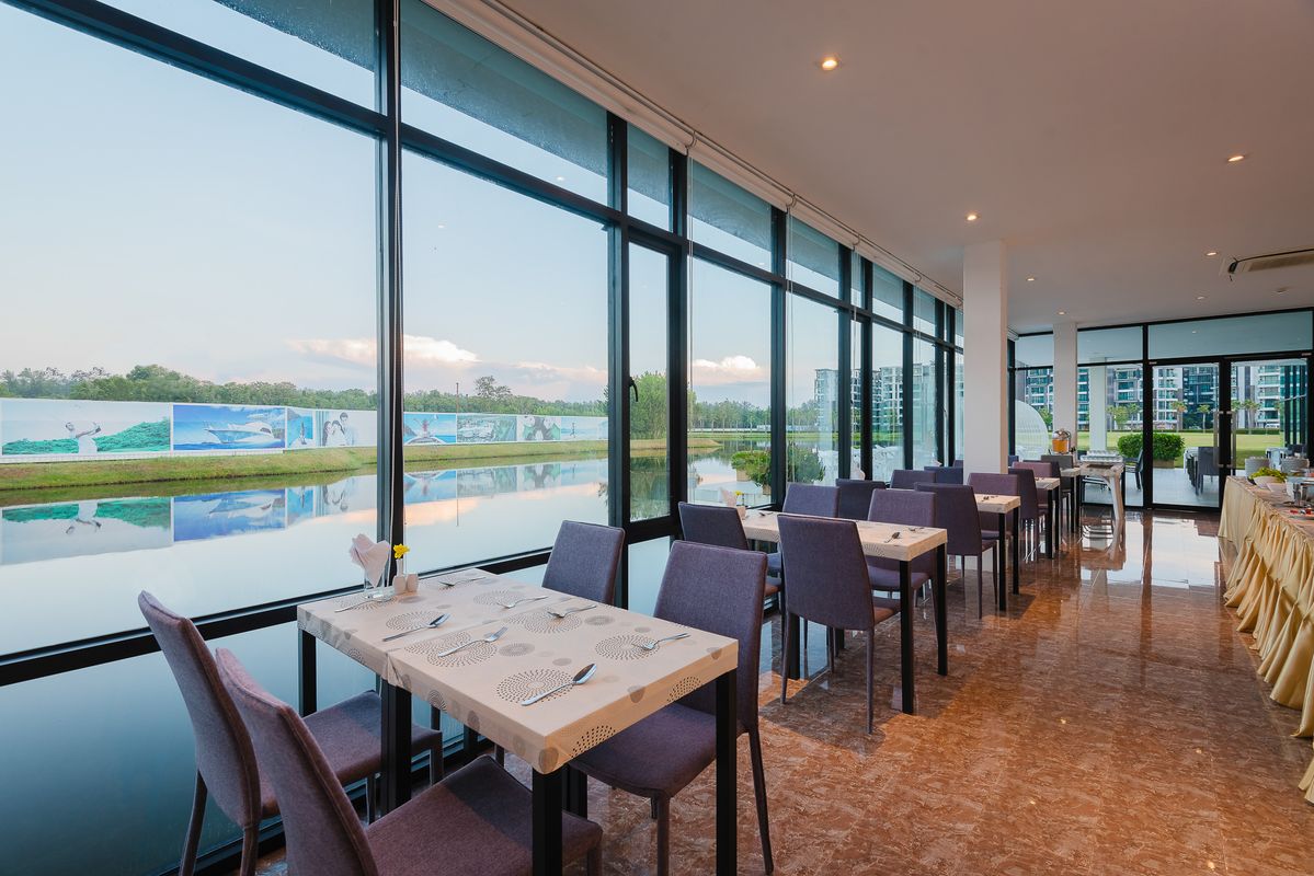 Phuket Fortune Airport Hotel Nai Yang Beach фото 17