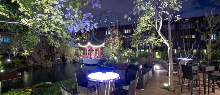 Фото отеля Golden Tulip Shanghai Rainbow