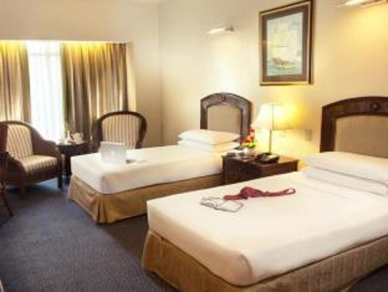 Waterfront Cebu City Hotel & Casino - Multiple Use Hotel фото 37