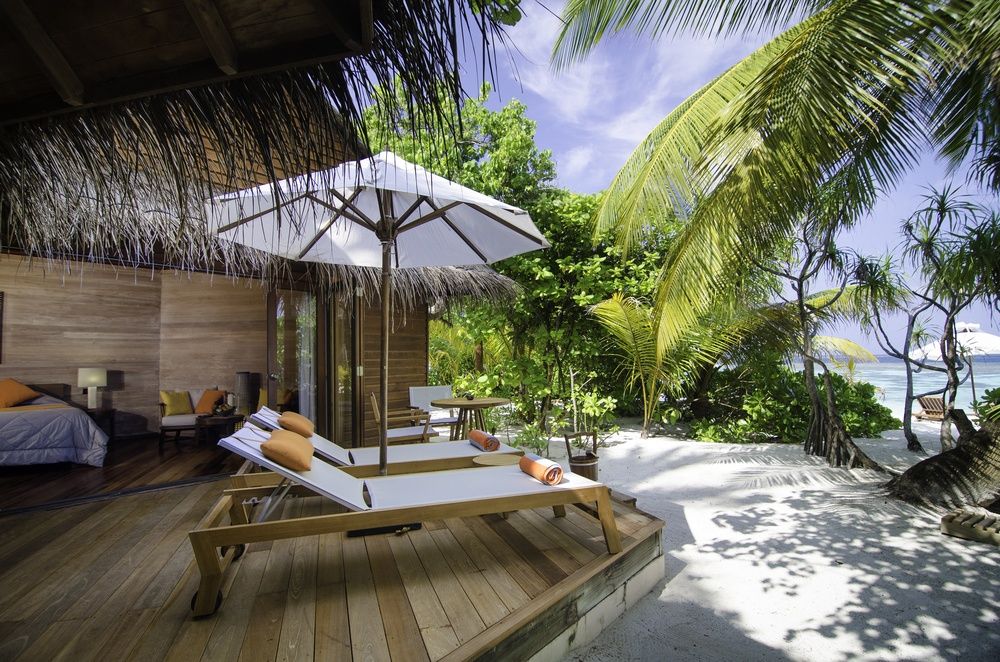 V Villas Maldives at Mirihi фото 32