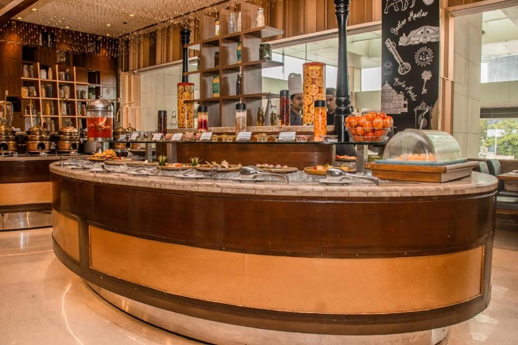 Holiday Inn Jaipur City Centre фото 46