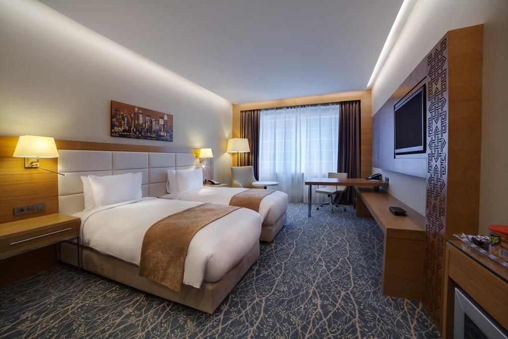 Holiday Inn Baku фото 0
