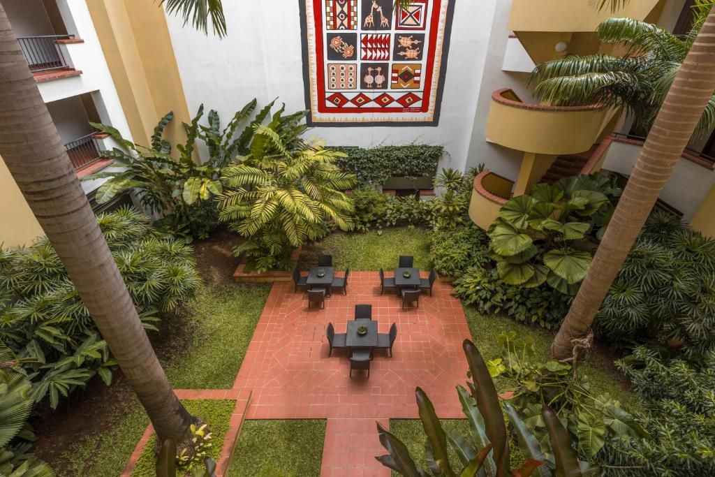 Sea Cliff Court фото 8