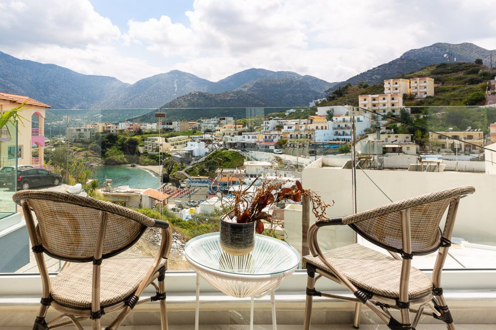 Luxury Suite with Sea View in Akrogiali Luxury Aparthotel фото 41