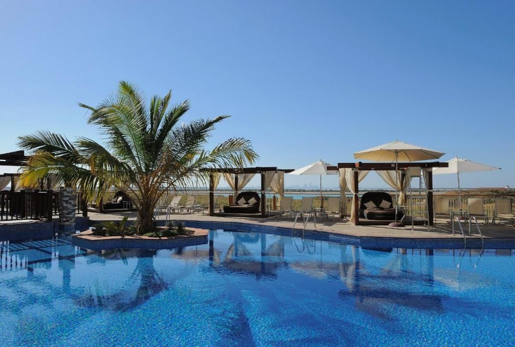 Yas Plaza Mangroves by IHG фото 44