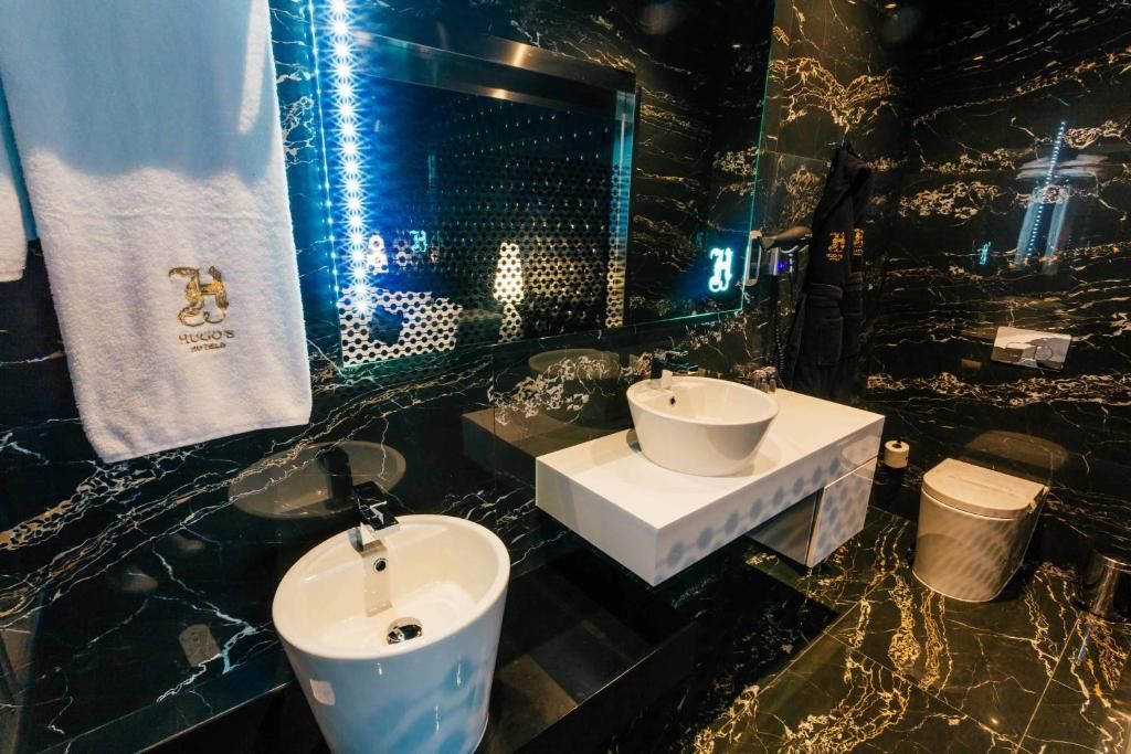 Hugo's Boutique Hotel - Adults Only фото 38