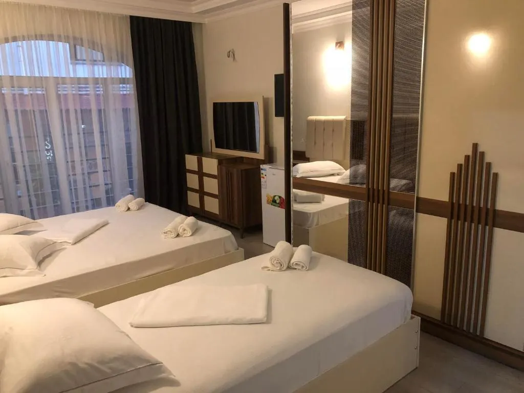 Hotel Aristocrat Batumi фото 3