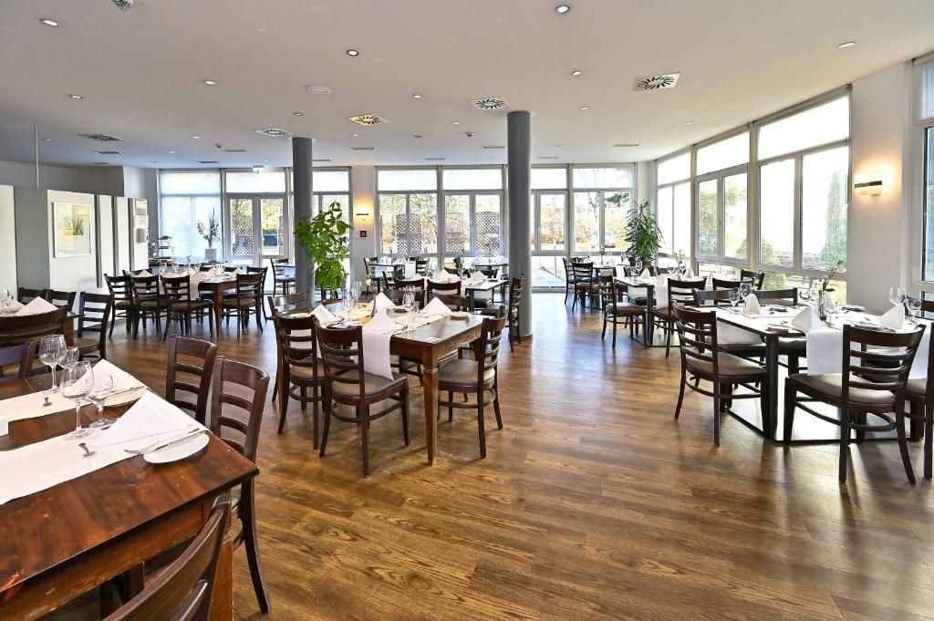 Tryp Celle Hotel фото 19