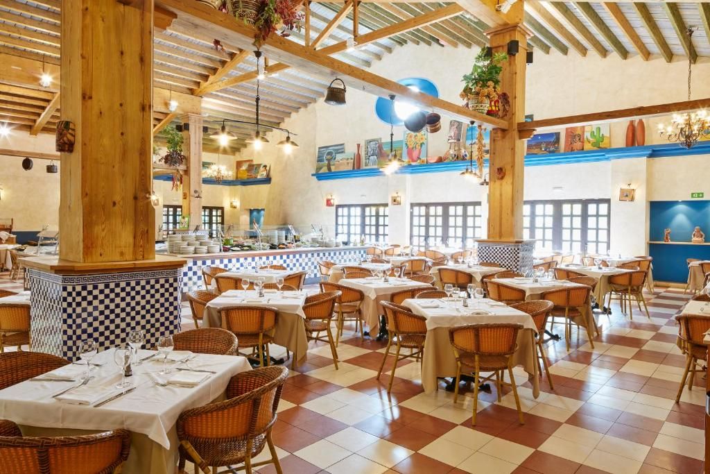 PortAventura® Hotel El Paso - Includes PortAventura Park Tickets фото 16