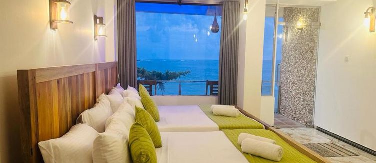 Фото отеля Coral Beach Hotel