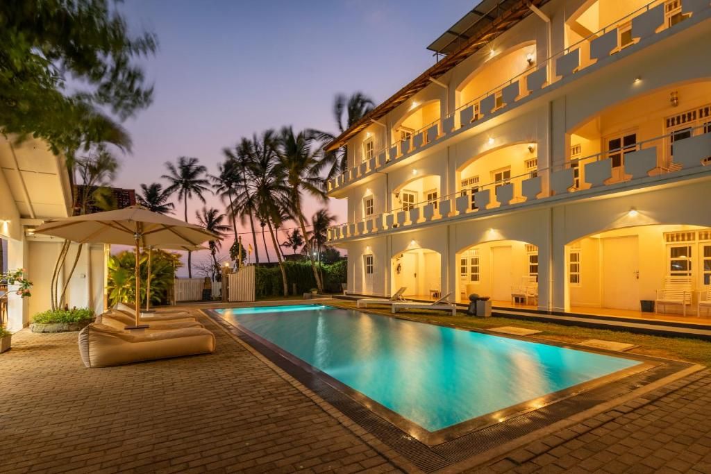 Shangrela Beach Resort фото 31