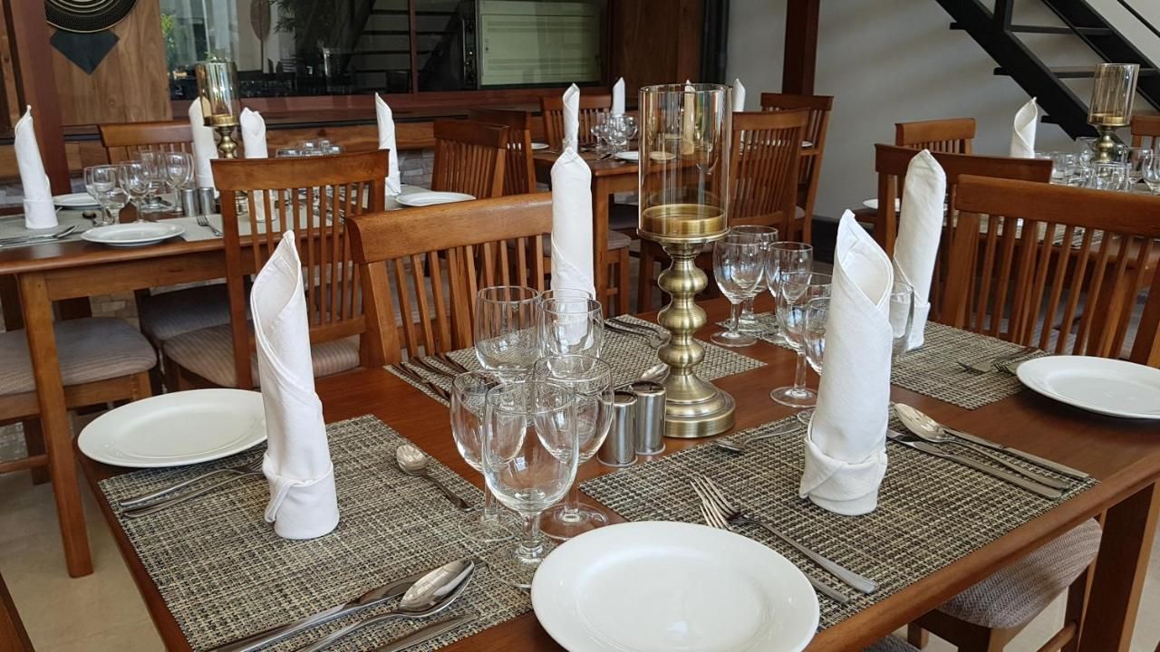 Pinnacle Boutique Villas фото 12