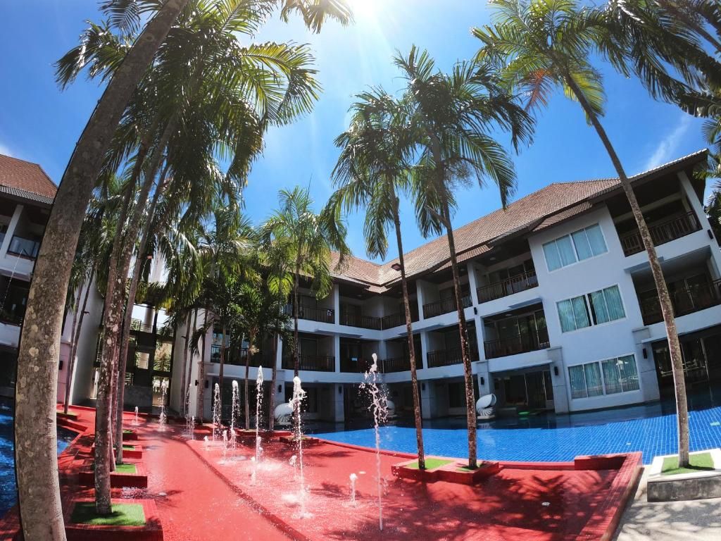 Lanta Sand Resort & Spa фото 38