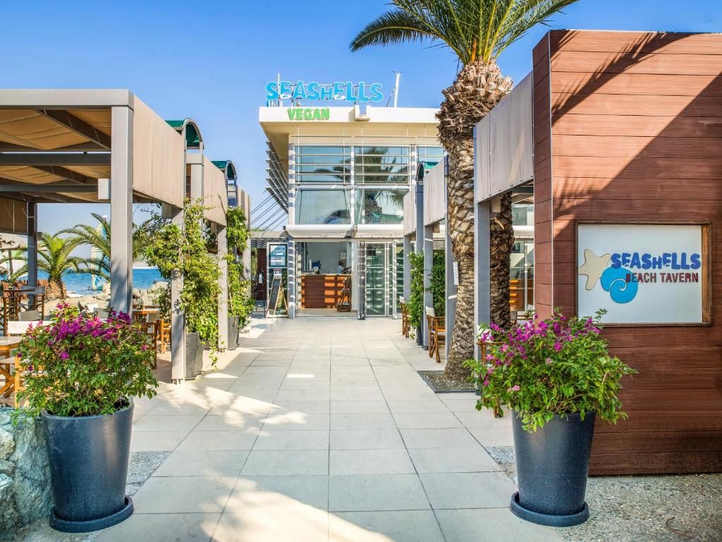 St Raphael Resort & Marina фото 138
