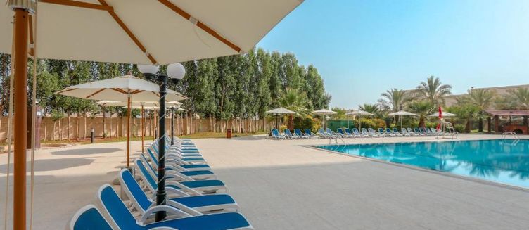 Фото отеля BM Acacia Hotel and Apartments