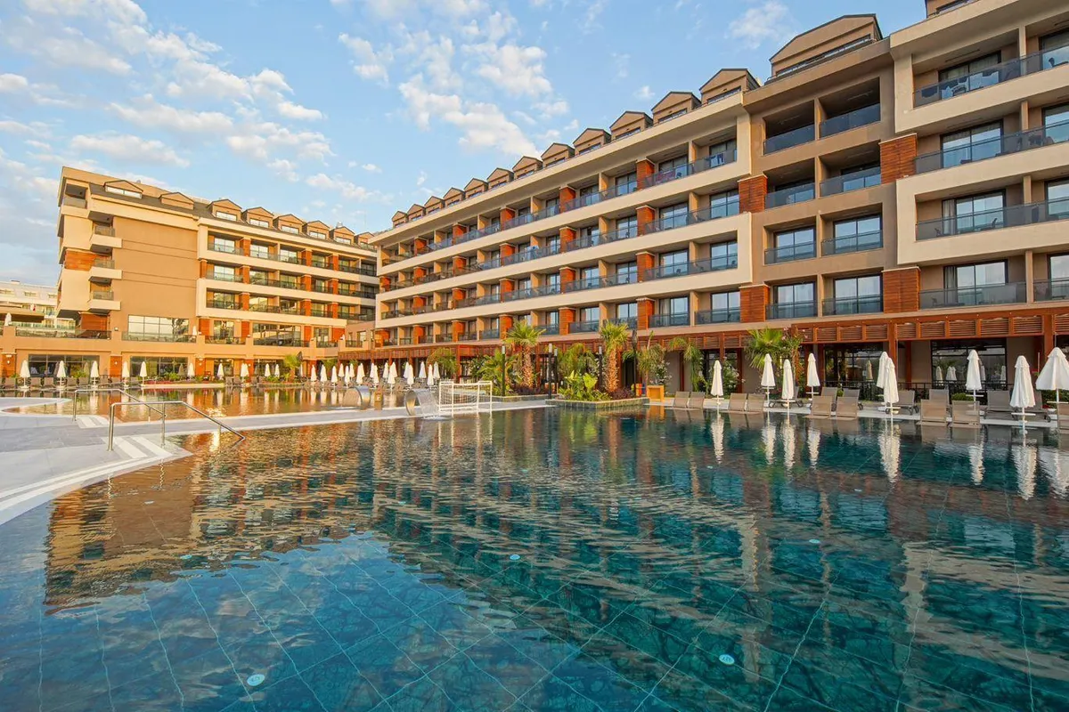 Aletris Deluxe Hotel & Spa фото 0