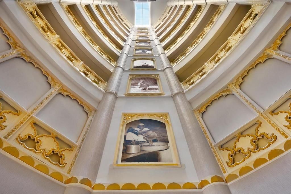 Al Safir Hotel & Tower фото 25