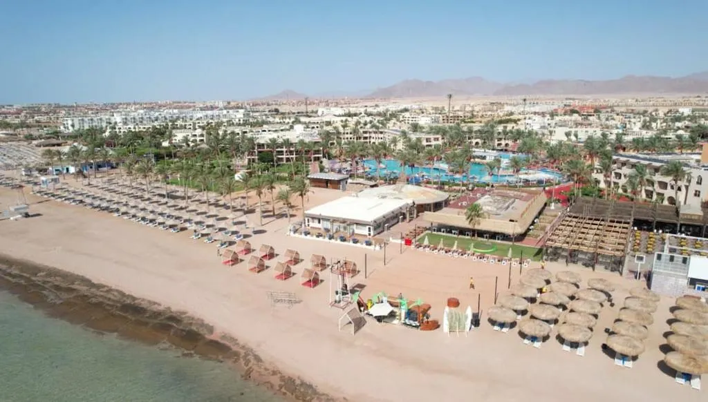 Edge Rotana Sea Beach фото 168
