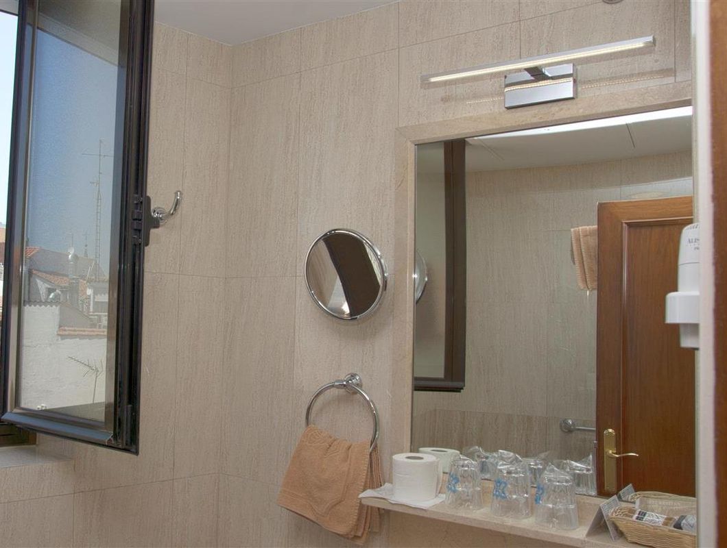 Best Western Hotel Los Condes фото 16