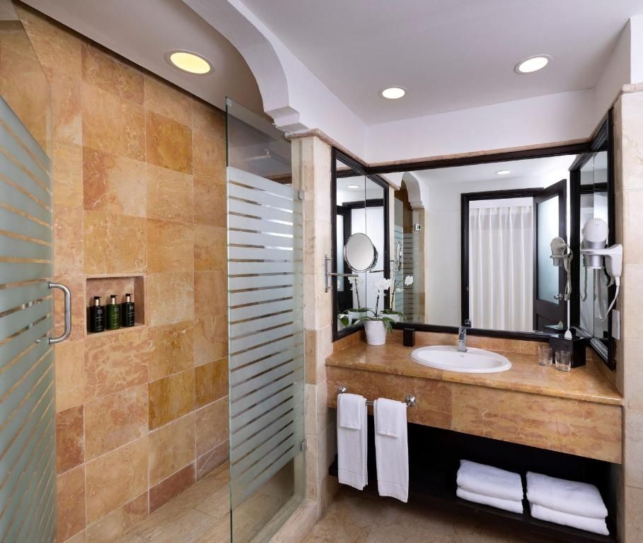 Melia Caribe Beach Resort фото 74