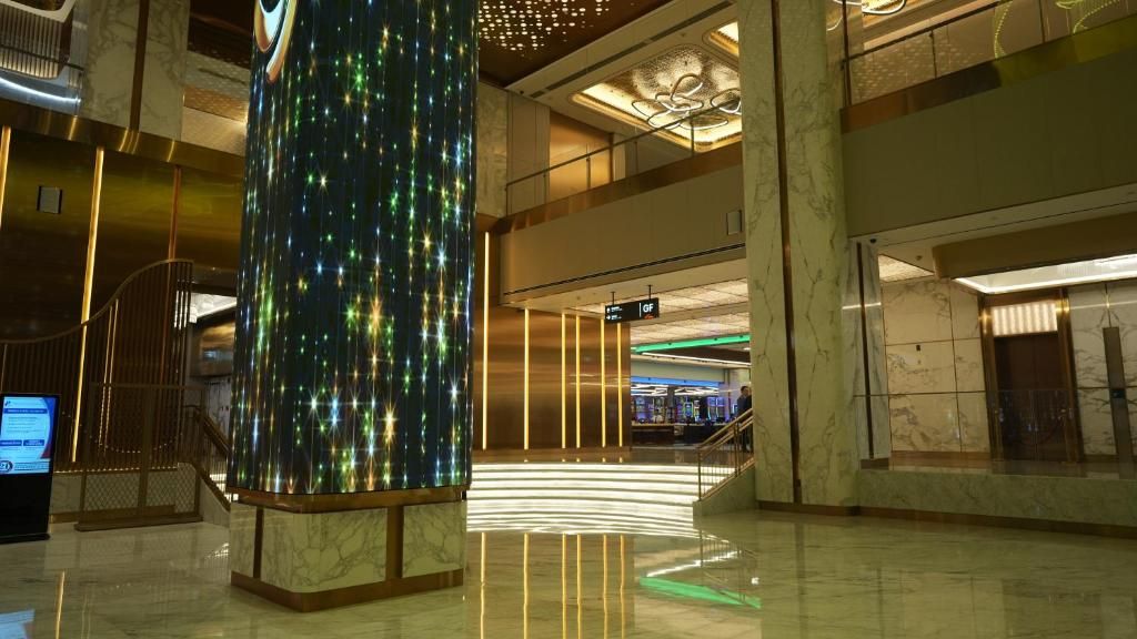 New Coast Hotel Manila фото 14