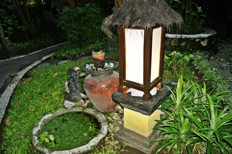 Royal Tunjung Hotel & Villa Legian фото 7