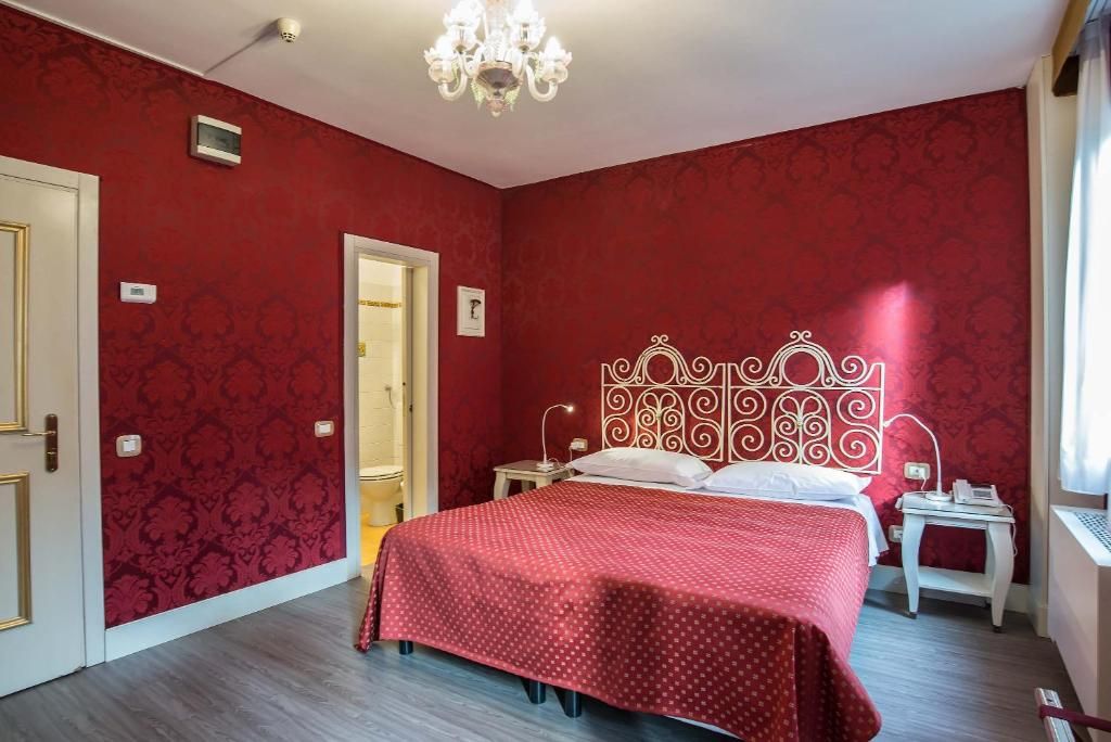 Hotel La Fenice et Des Artistes фото 13
