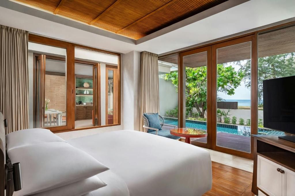 Renaissance Phuket Resort & Spa фото 99