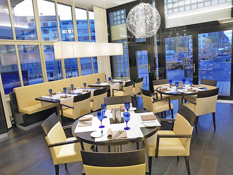 Four Points by Sheraton Sihlcity Zurich фото 33