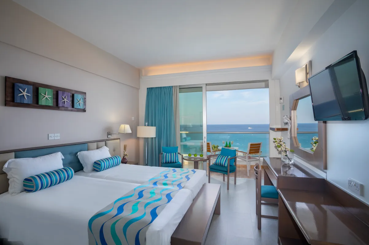 Cavo Maris Beach Hotel фото 2